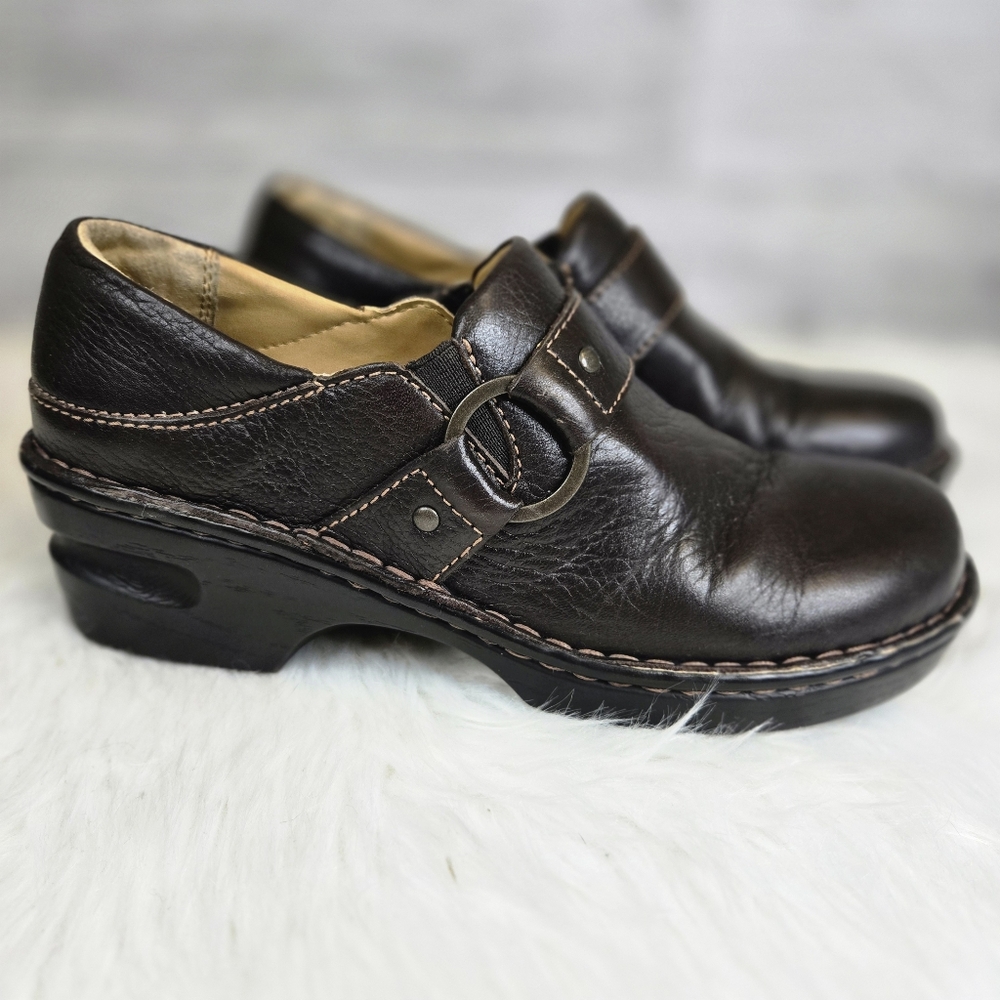 Cabela's Sandhills Collection Women's Leather Nurse Clogs. 
